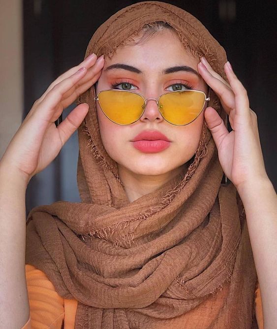 New Hijabi Girls DP For Social Media Profile 